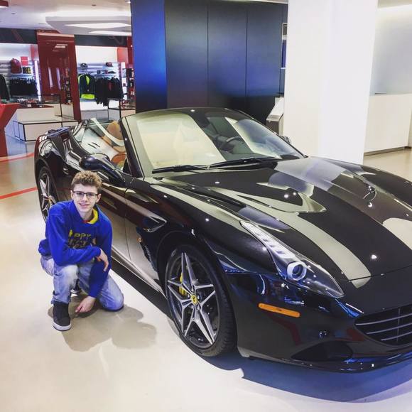 Meet your Posher, Tomas - Picture 1 of 1